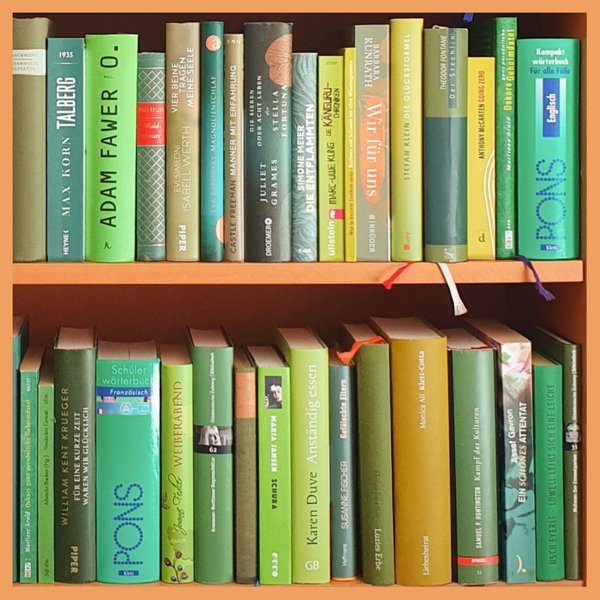 Grüne Bücher Ausschnitt mit Rand